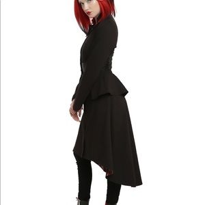 DISNEY ALICE - RED QUEEN BATTLE JACKET - Hot Topic